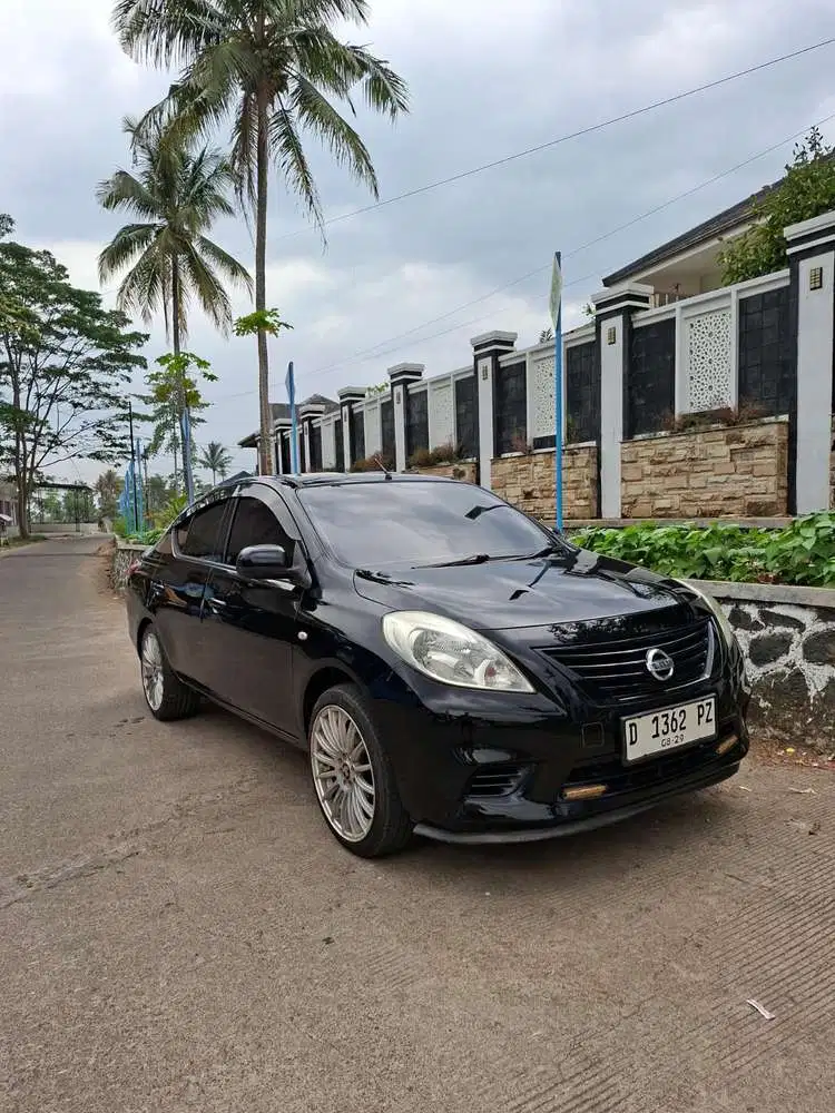 Nissan Almera 2014 Bensin