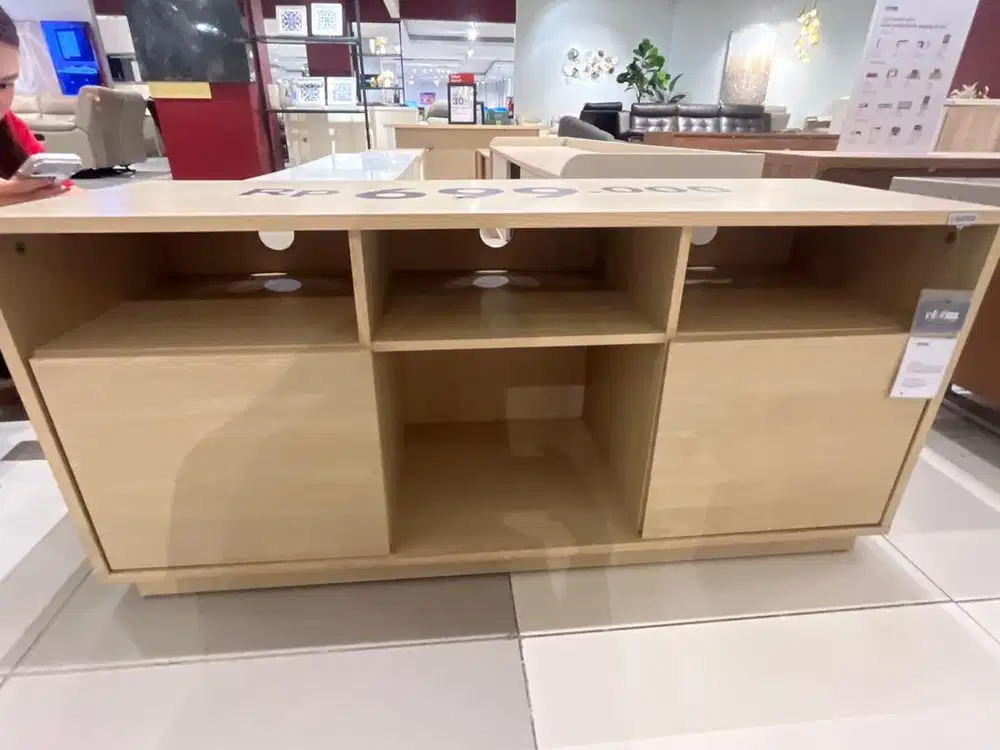 RANA TV STAND WINTE TV& MeDIA STORA