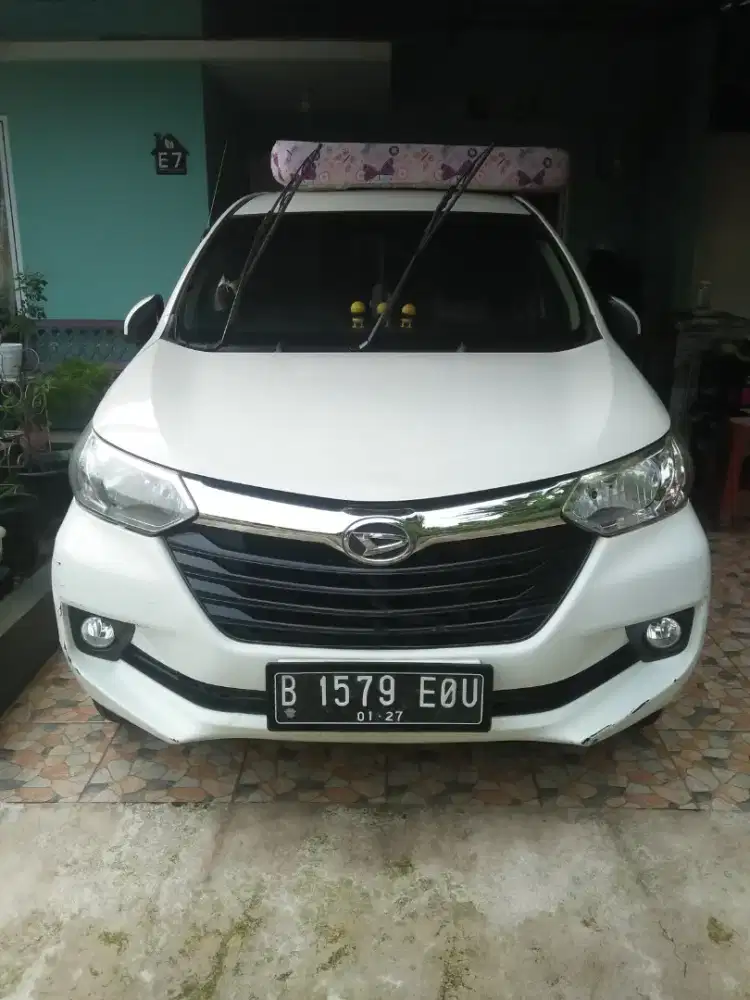 di sewakan mobil + supir