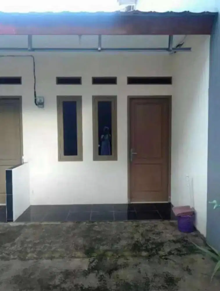 Rumah Petakan Dikontrakkan di Krukut Cinere