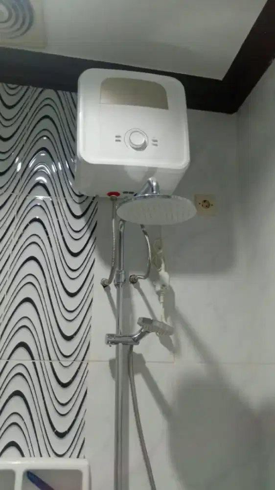 Water Heater Electrolux