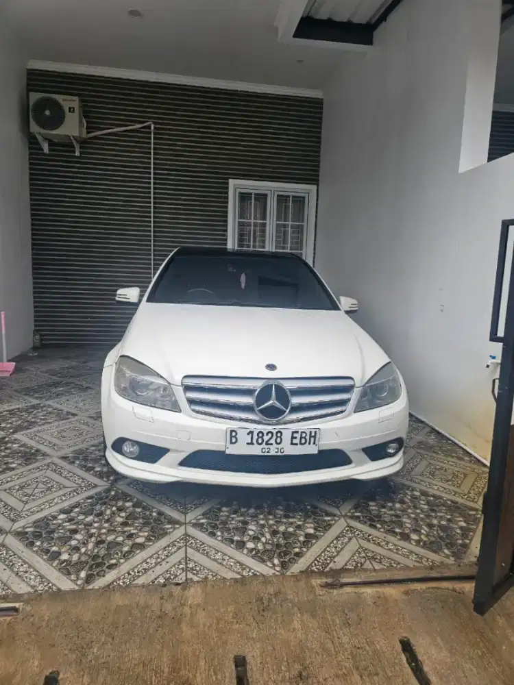 Bismillah Dijual Cepat Mercedes C200 CGI Tahun 2010