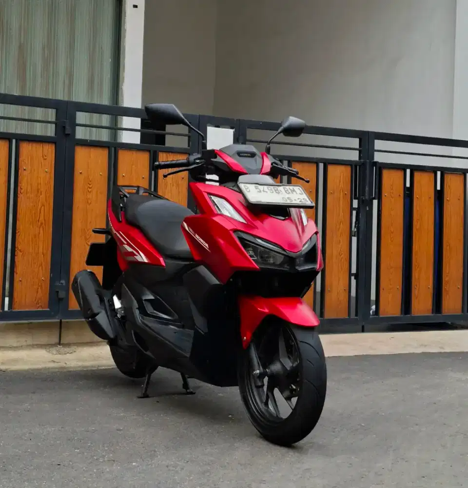 Honda Vario 160 CBS ISS Keyless MULUSSS Pajak Hidup Panjang