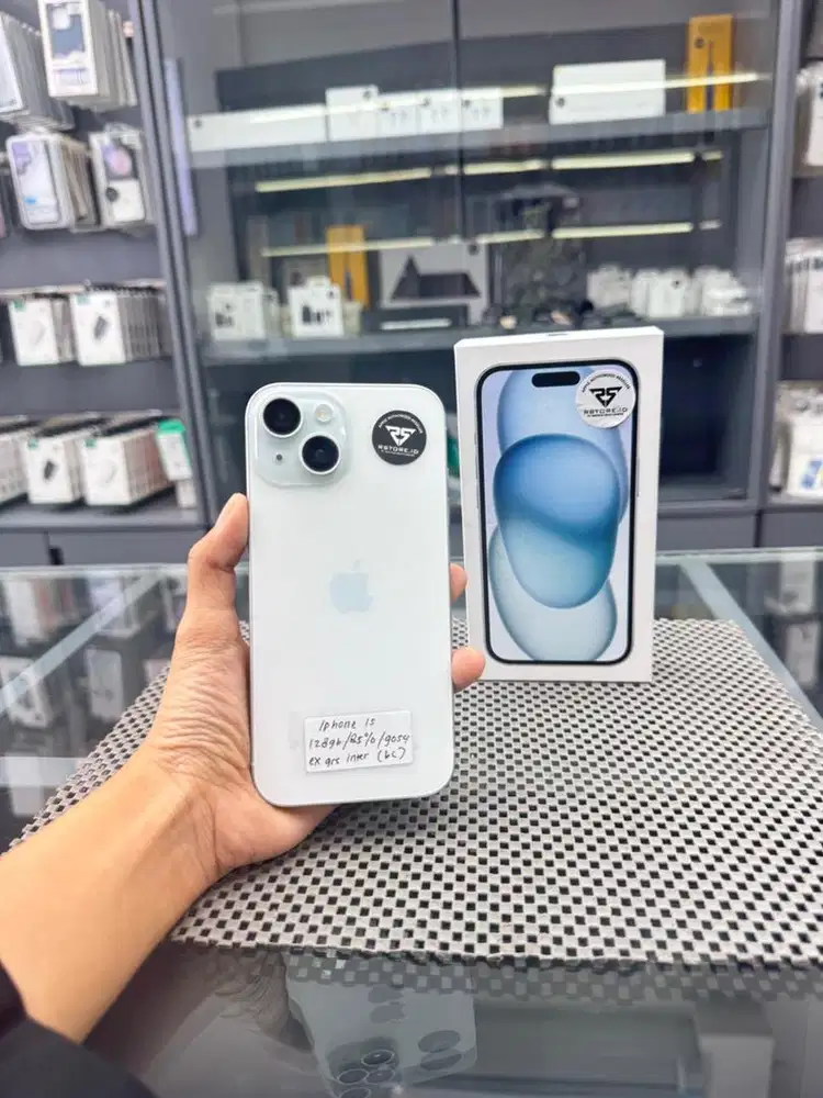 iPhone 15 128Gb Fullset, Ex Garansi Internasional Bea Cukai
