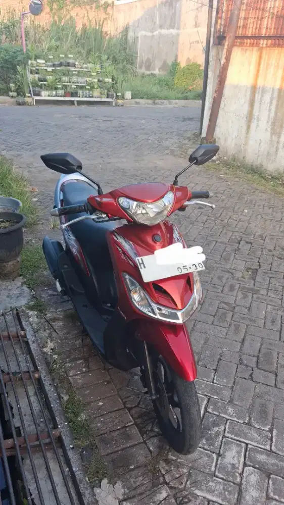 Jual mio smile tahun 2010 warna merah