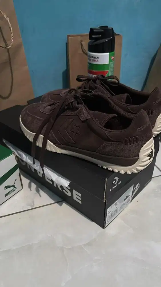 Sepatu converse