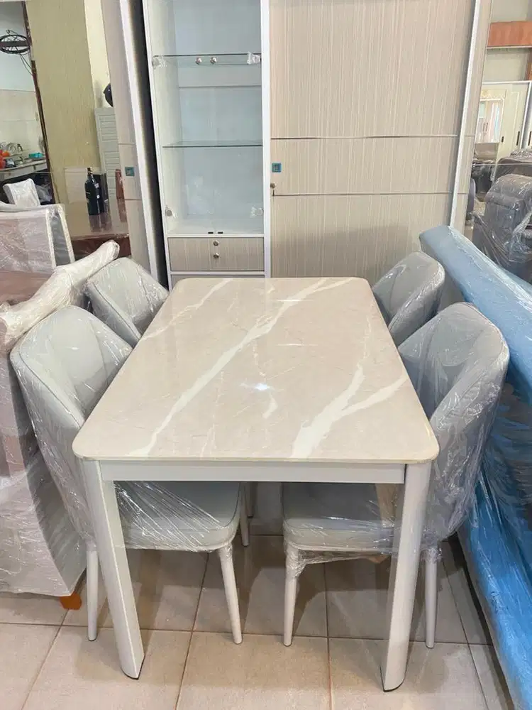Set Meja makan meja marmer