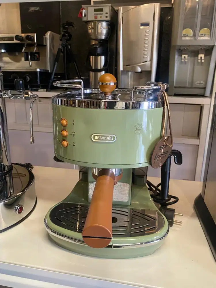 De'Longhi Icona Vintage ECOV311.GR (olive green) SECOND
