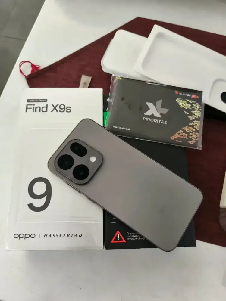 Oppo find x9s 12/256 bisa cicilan