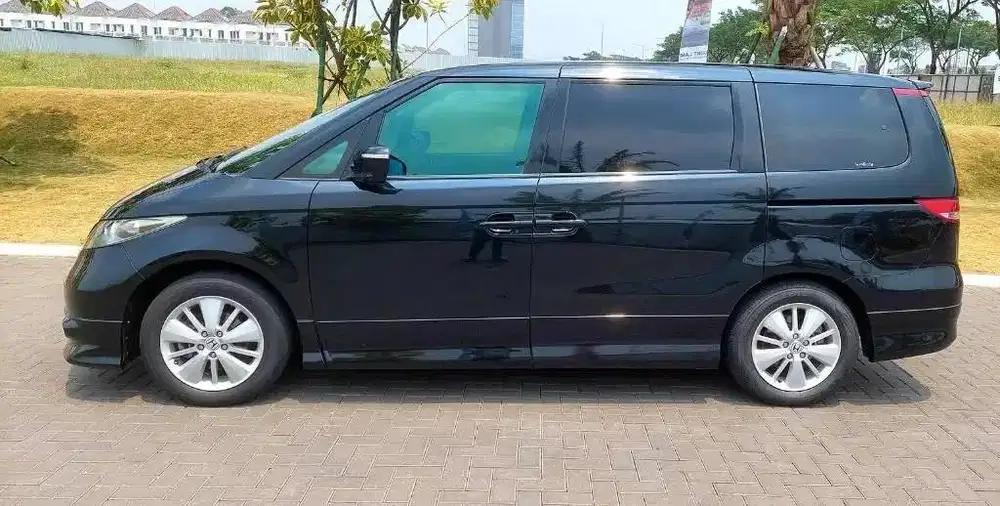 Honda elysion tahun 2010