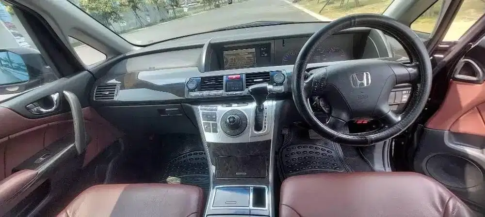 Honda elysion tahun 2010