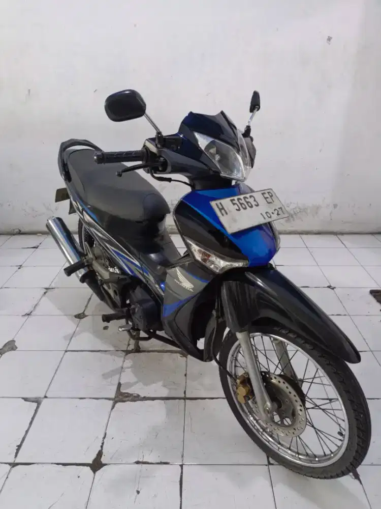 supra x 125 thn 2012 hitam