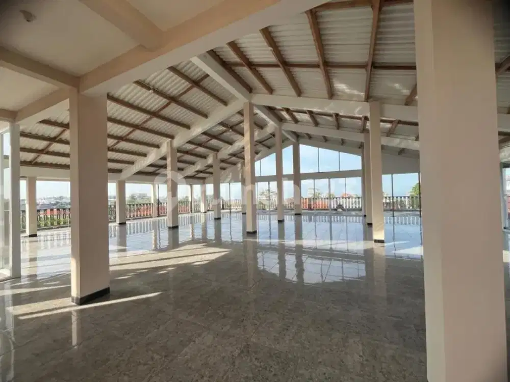 Premium 3Rd Floor Commercial Space For Lease In Batu Bolong Canggu, Ocean View, 450Sqm, Idr 1.5 Billion/Year