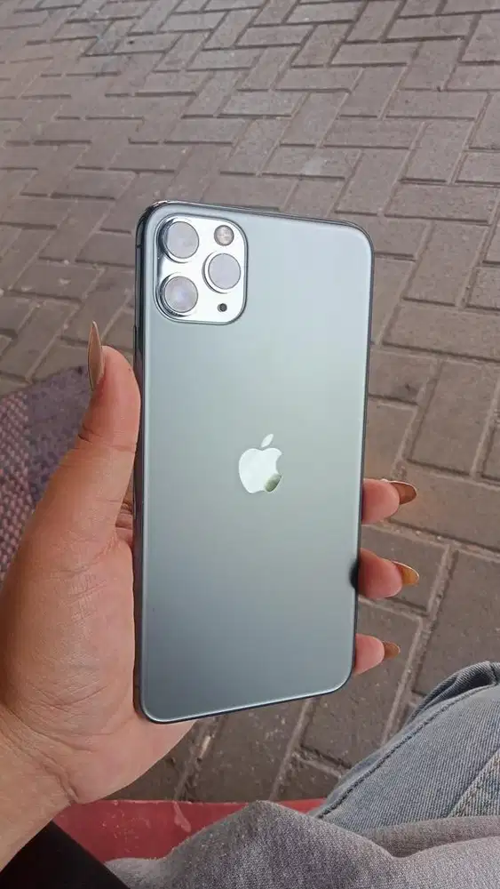Iphone 11 pro max 256 inter