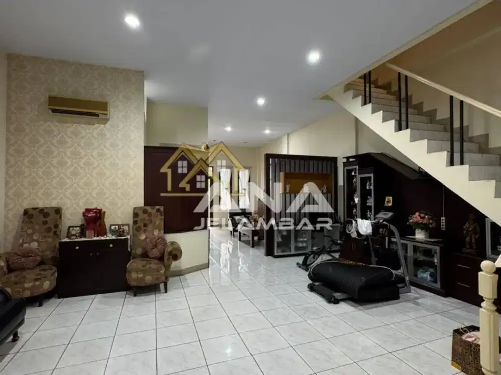 ANA RUMAH TERAWAT UK 7X21M DI KOMPLEK DUTA MAS JELAMBAR