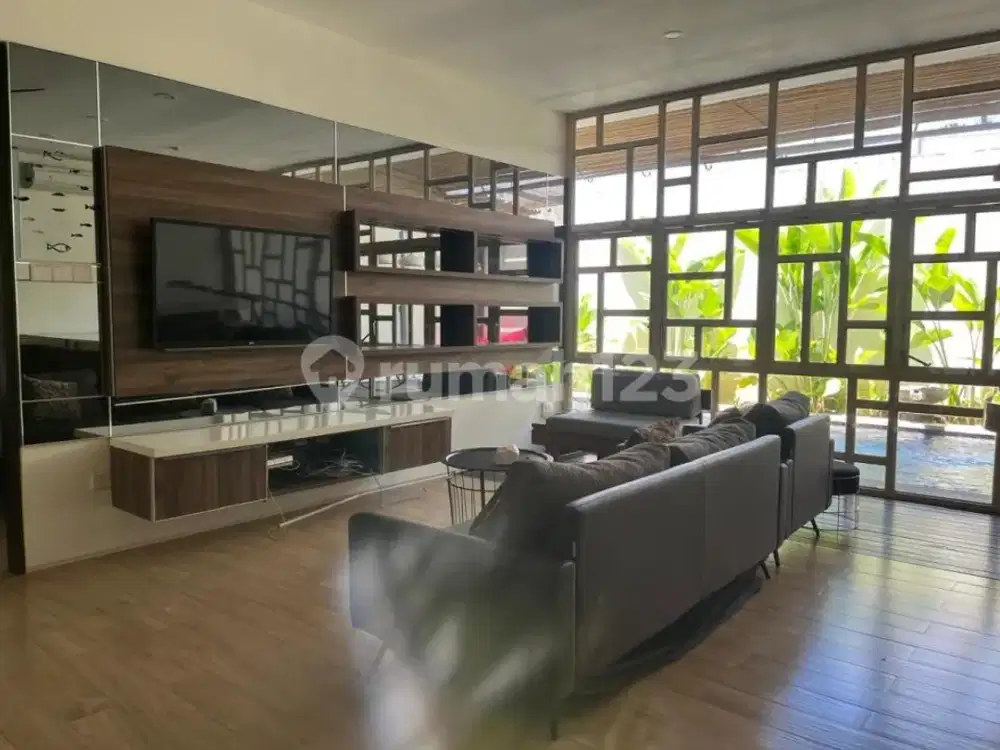 Modern 3+1 Bedroom Villa For Rent In Jalan Tukad Badung, South Denpasar, Private Pool, Fully Furnished, Idr 325M