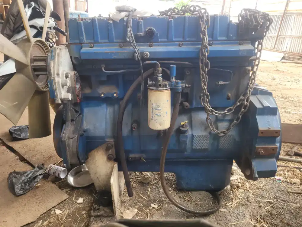 Engine perkins 1300 series