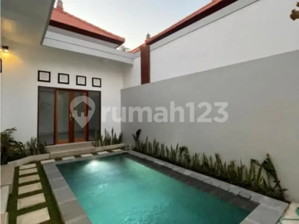 Villa For Rent - Petitenget, Bali