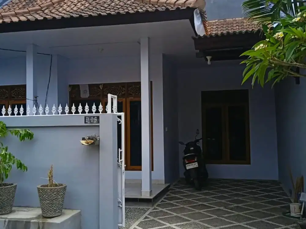 Rumah Dikontrakkan Jimbaran Kuta Selatan Akses Jalan Luas