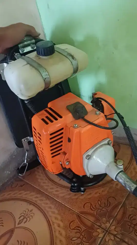 mesin potong rumput tesla bg328