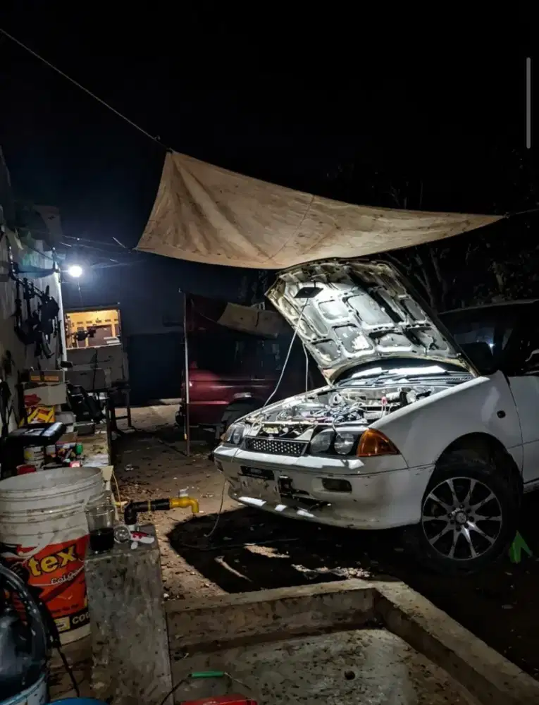 Jasa panggilan 24 jam