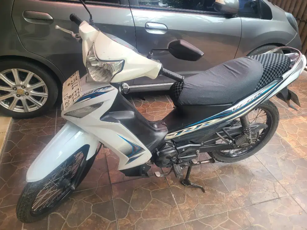 Yamaha Vega RR tahun 2014 mesin sehat pajak panjang