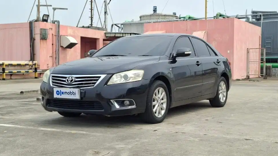 Toyota Camry 2.4 G Bensin-AT 2012