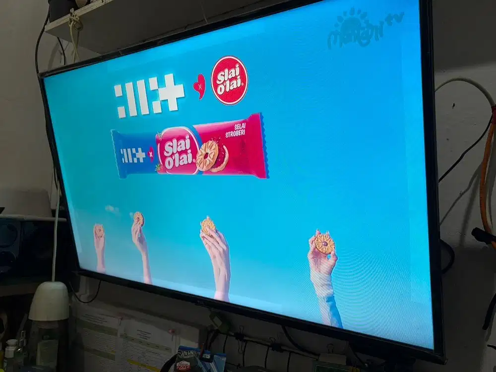 Tv TCL 40( bukan android) Digital(nego tipis)