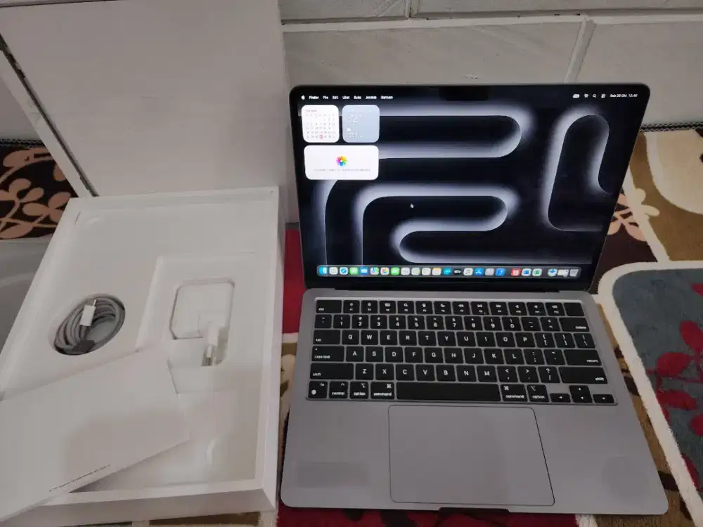 Macbook air M2 IBOX Like new