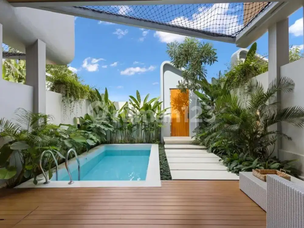 Modern Tropical Villas For Sale In Umalas Kerobokan, 25-Year Leasehold, Private Pool, From Usd 250,000