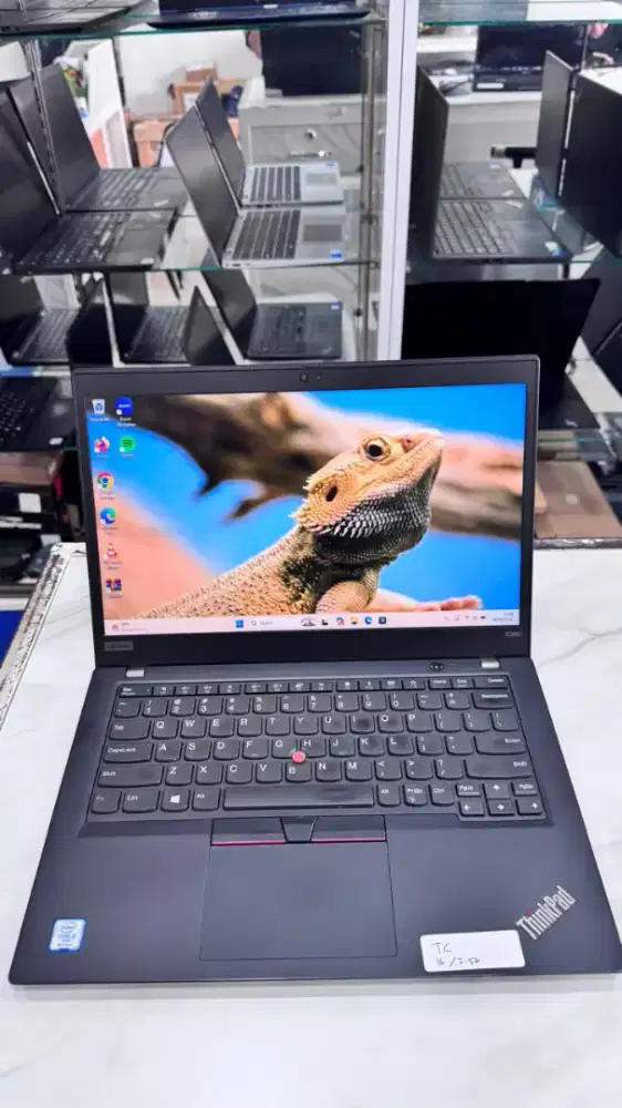 DIJUAL LENOVO THINKPAD X390 CORE i5