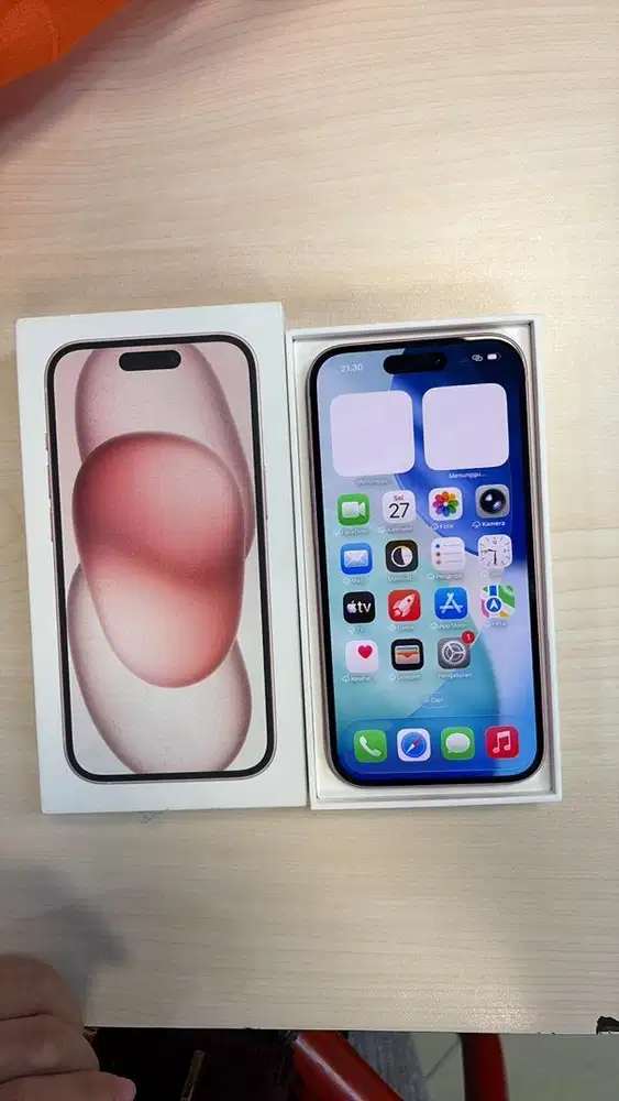 Iphone 15 256 garansi resmi ibox