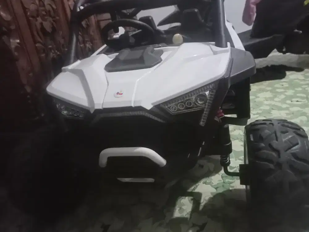 Jual mobil aki listrik mainan anak
