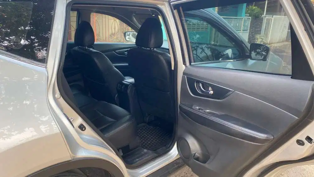 Nissan X-Trail 2015 Bensin