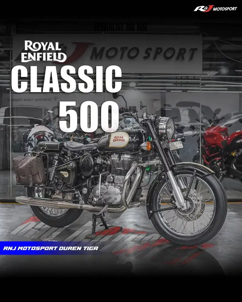 Royal Enfield Classic 500 cc Nik 2016 Km 4.000an warna Hitam