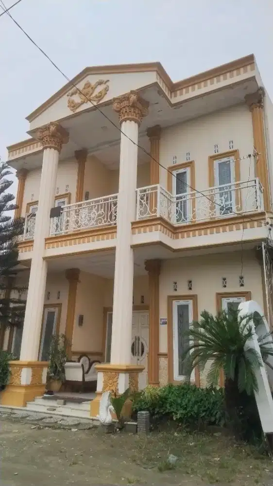 Jual rumah mewah tempat strategis aman dekat dari bandara
