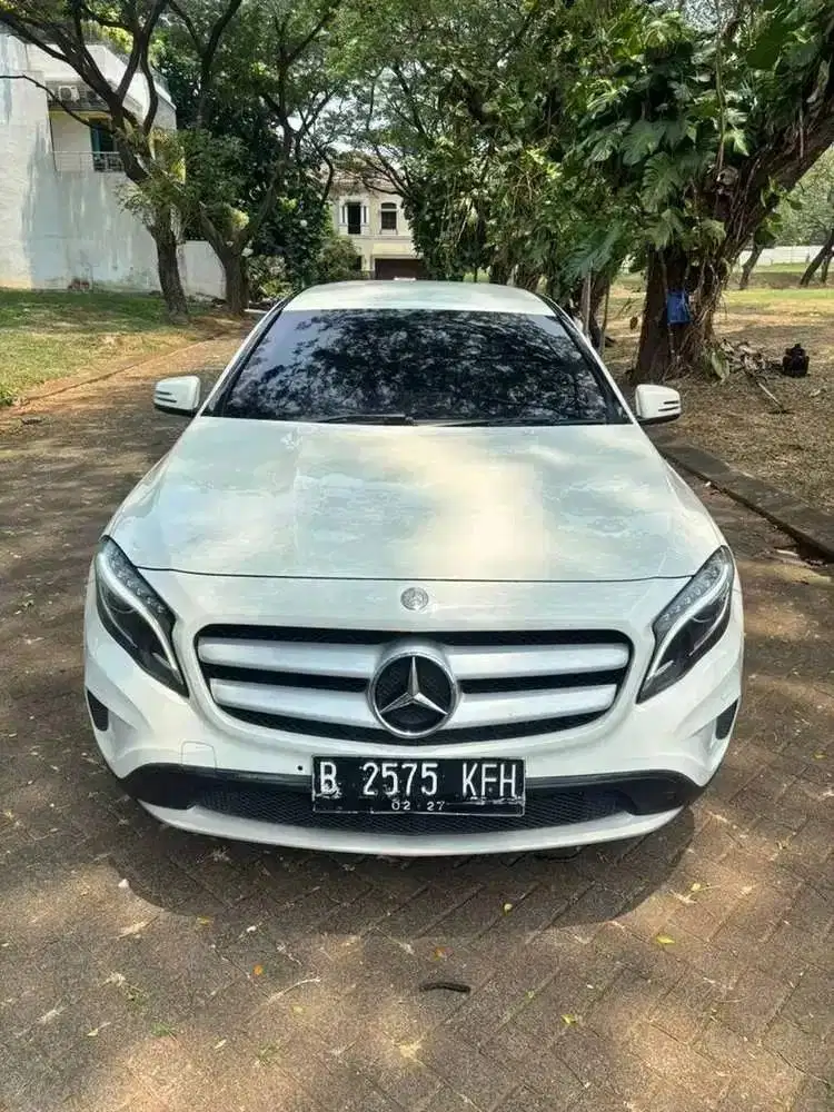 Dijual Mercedes-Benz GLA200 1.6 AT 2016 – Elegan, Terawat, Bisa Nego