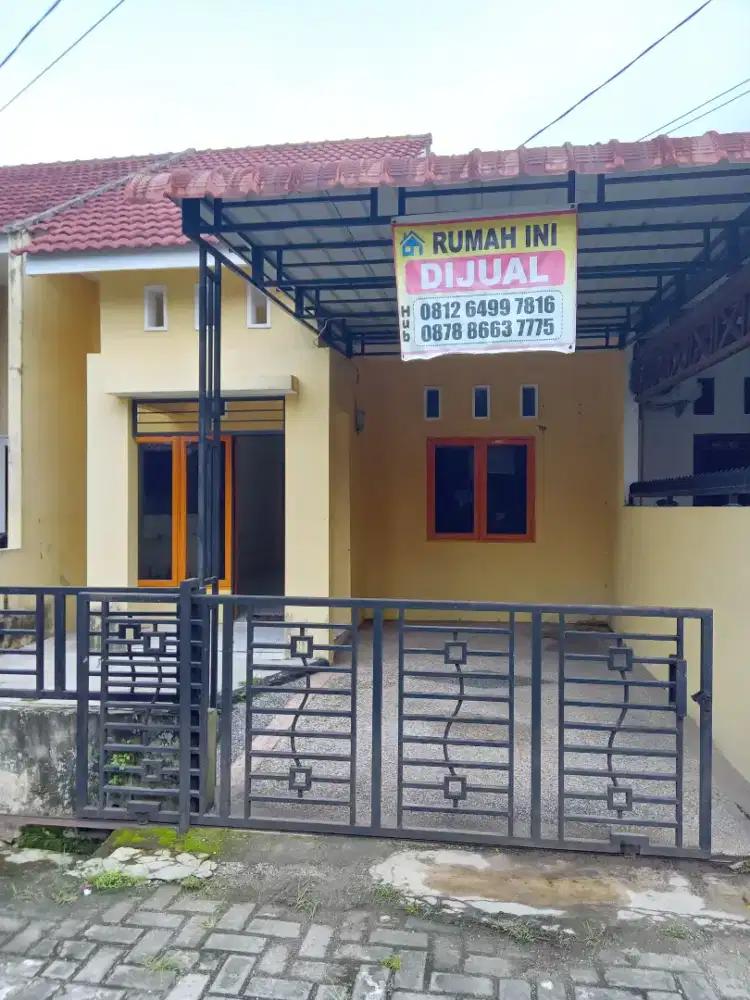 Rumah di Jual di Komplek Puri Zahara II