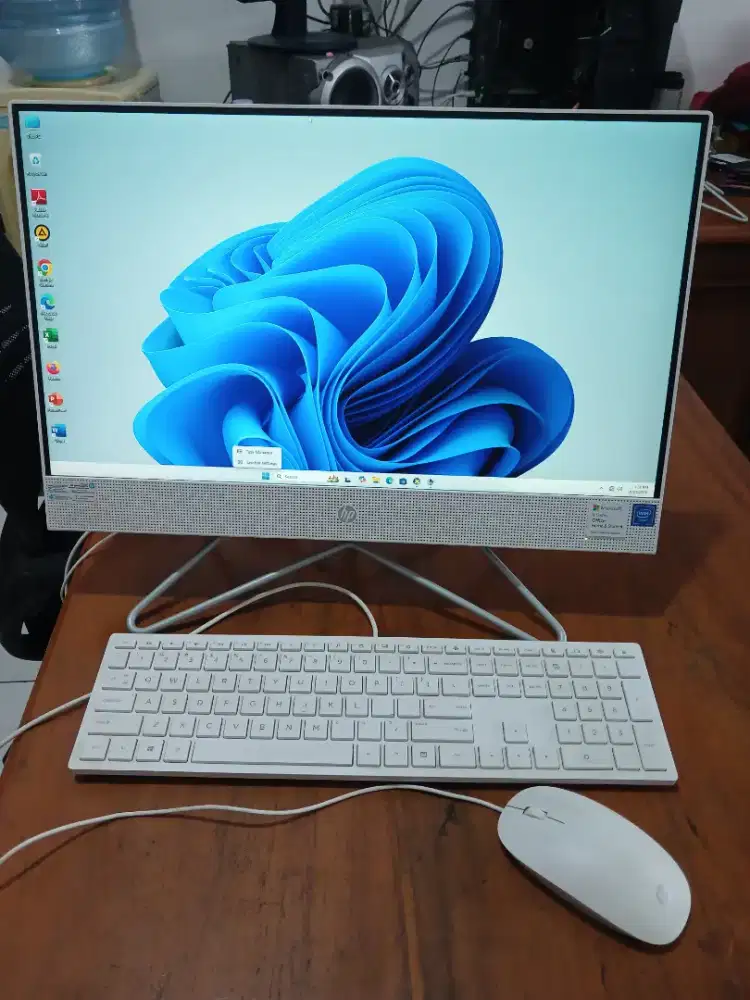 All In One HP 22 Intel J4025 Ram 8 Ssd 256