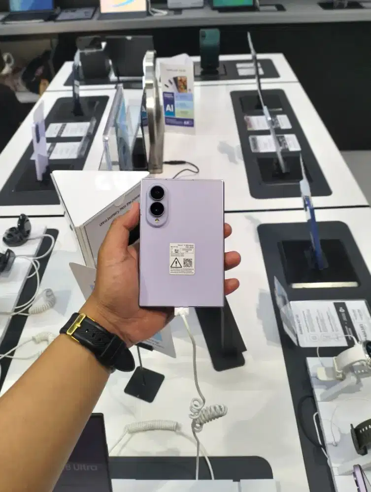 Cicilan Galaxy Fold 8 Dp 0%