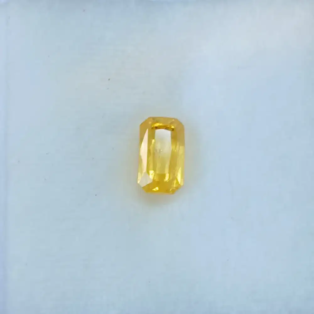 Natural Yellow Sapphire Srilanka 1.62 crt