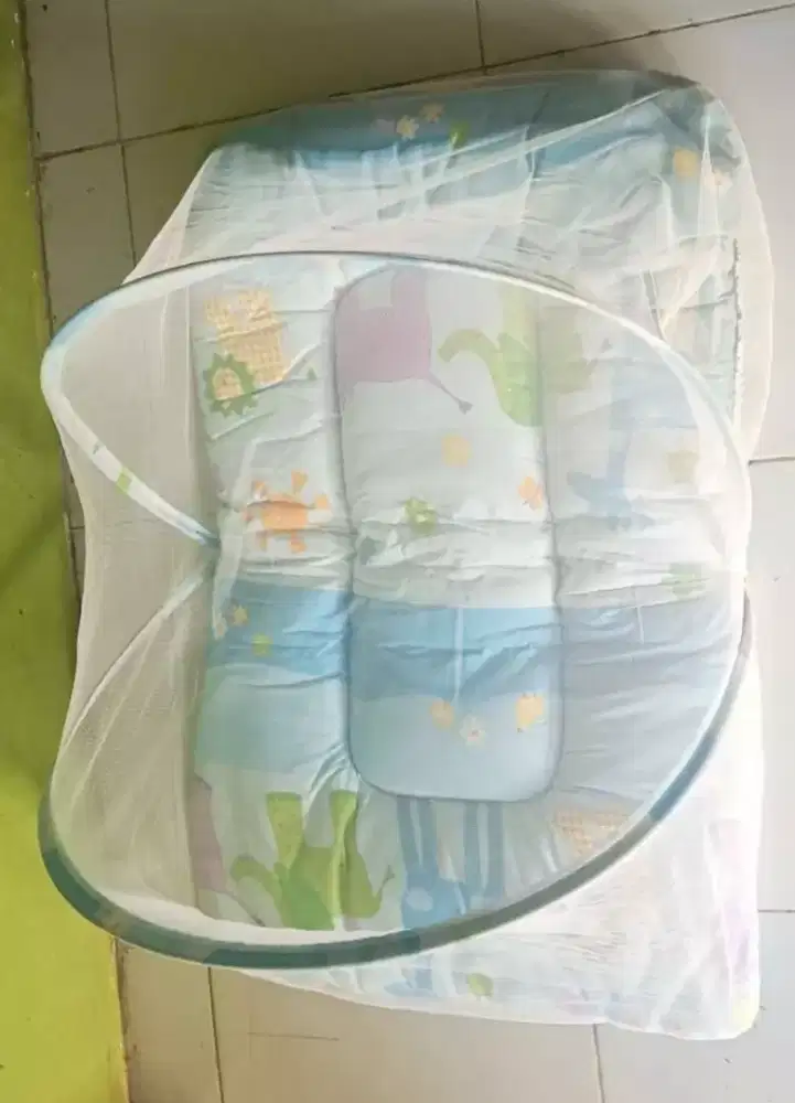 Kasur bayi kelambu