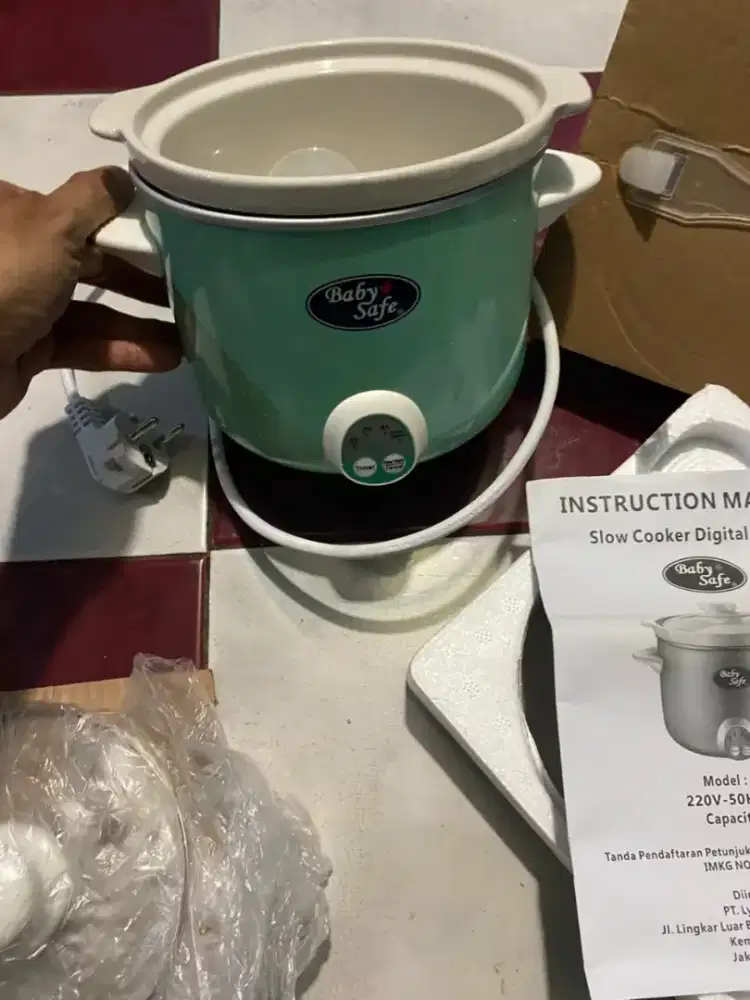 Slow cooker Mpasi 1,8 L. Tlong baca deskripsi nya