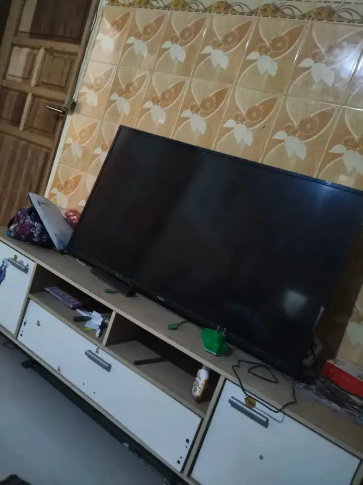 Jual tv agua 42in rusak