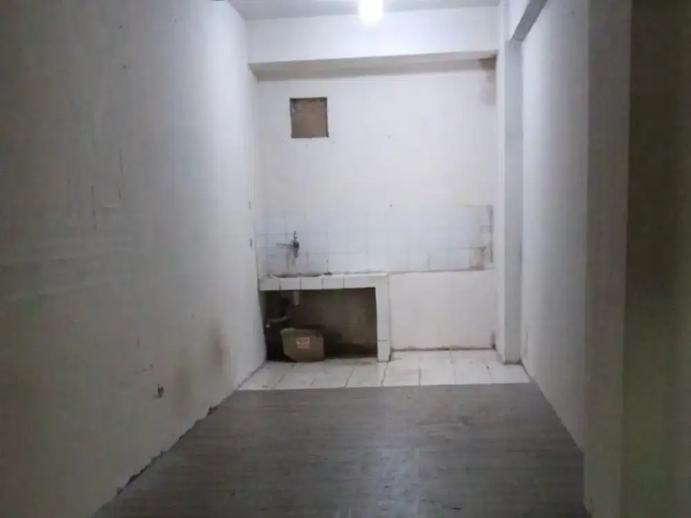 Disewakan Kios Murah di Apartemen Casablanca East Residence