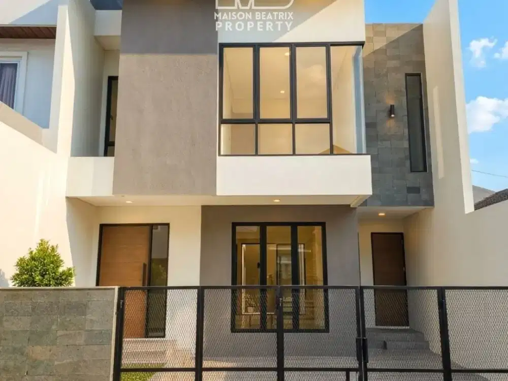 DIJUAL RUMAH 2 LANTAI LETAK STRATEGIS DAN SIAP HUNI DI BSD TANGERANG SELATAN