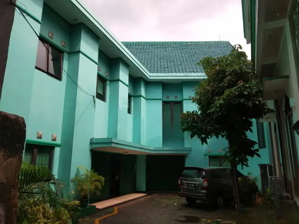 Dijual Gedung utk kantor di Kebon Jeruk