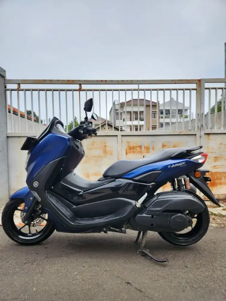 Yamaha Nmax ABS connected