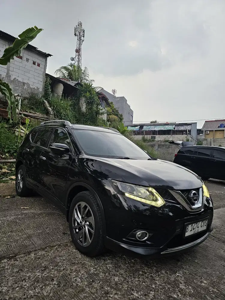 Nissan X-trail 2.5 AT Bensin 2015