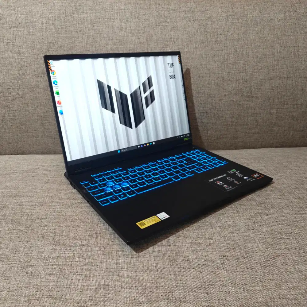 Asus TUF Ryzen 7-260 RTX5060 RAM 32GB/1TB Garansi Juli 2027